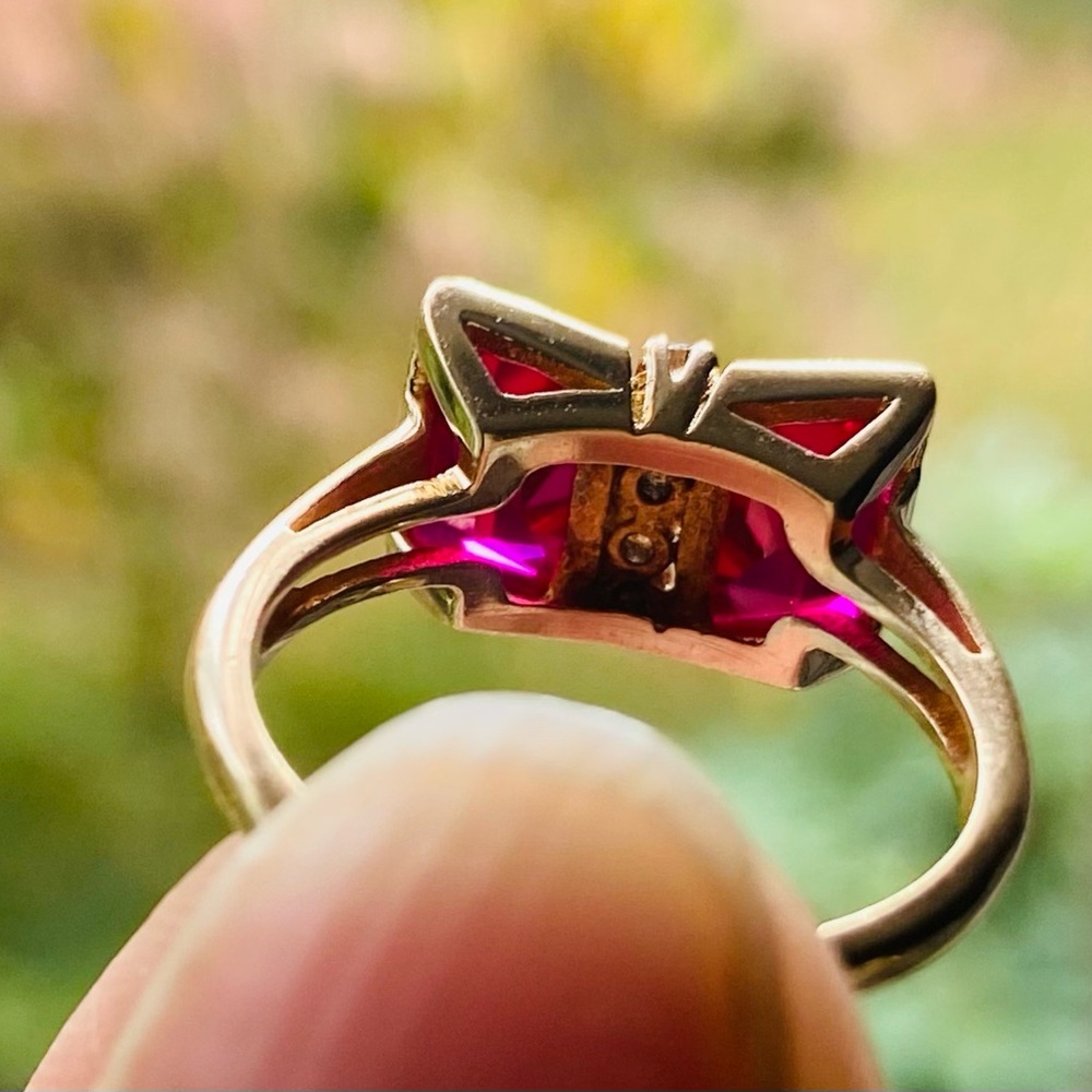 Ruby and diamonds - Picture 12 of 15